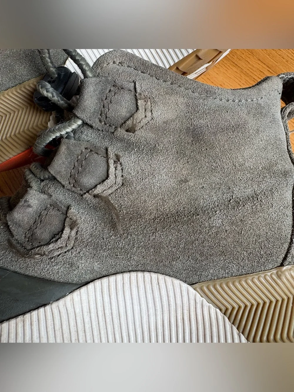 Sorel waterproof Boots Out N About Classic Olive Green Youth Girls Big Kids Sz 3